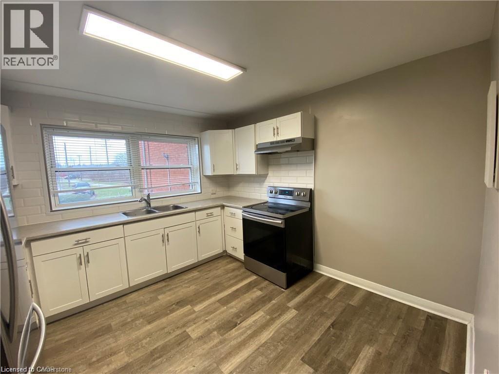 34 Burn Place Unit# 2, Kitchener, ON
