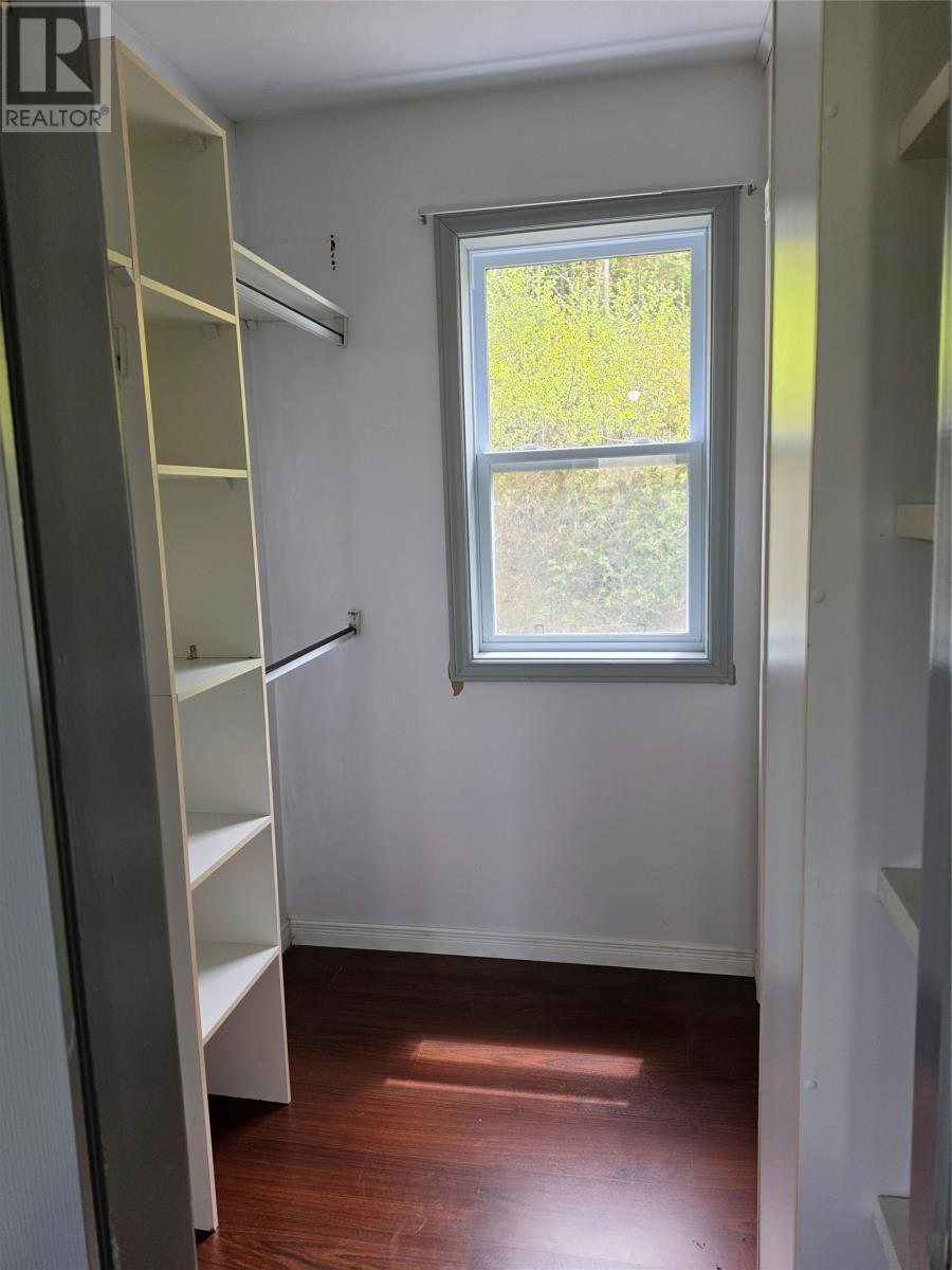 325 Main Street, Milltown, NL