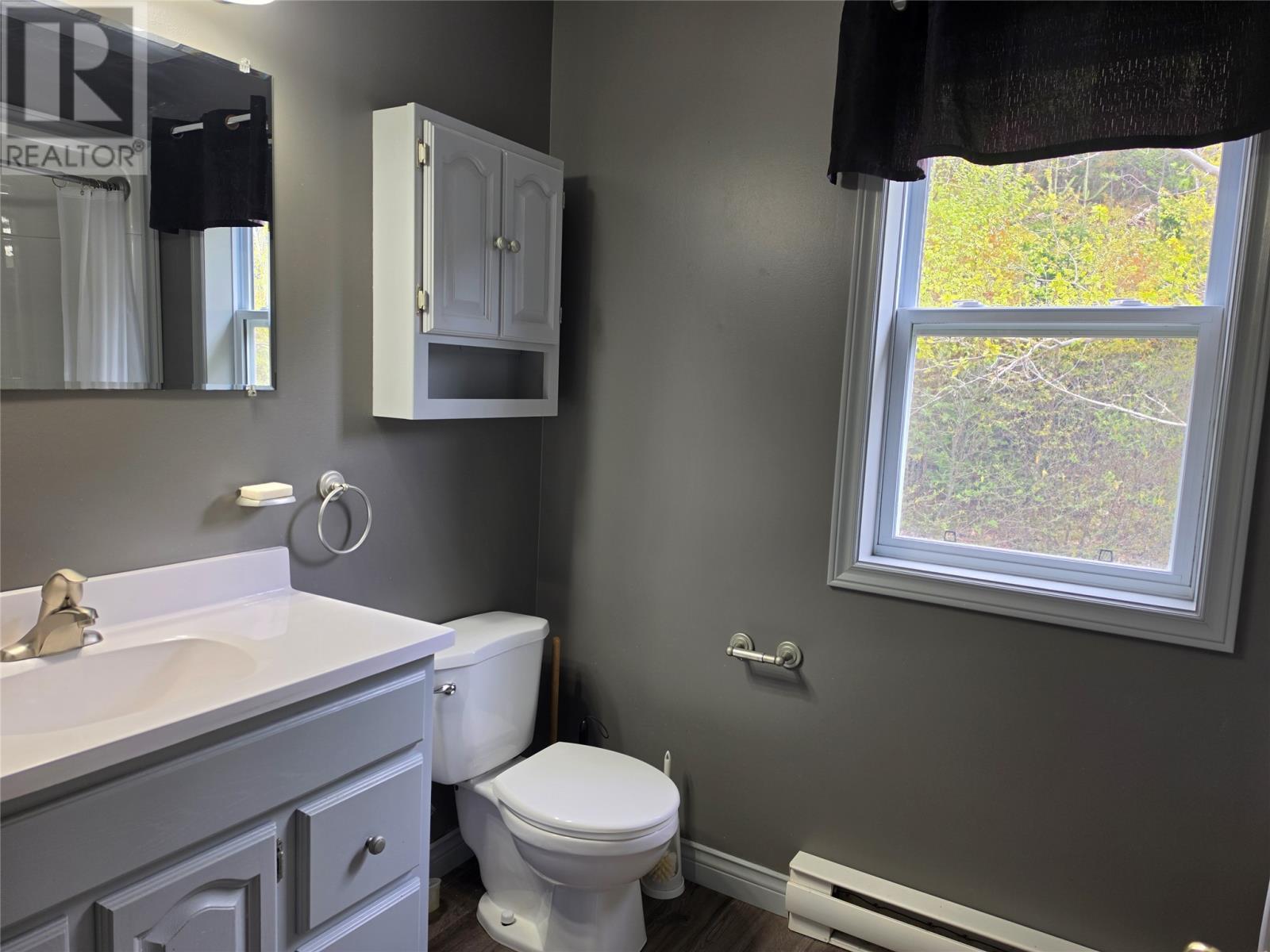 325 Main Street, Milltown, NL