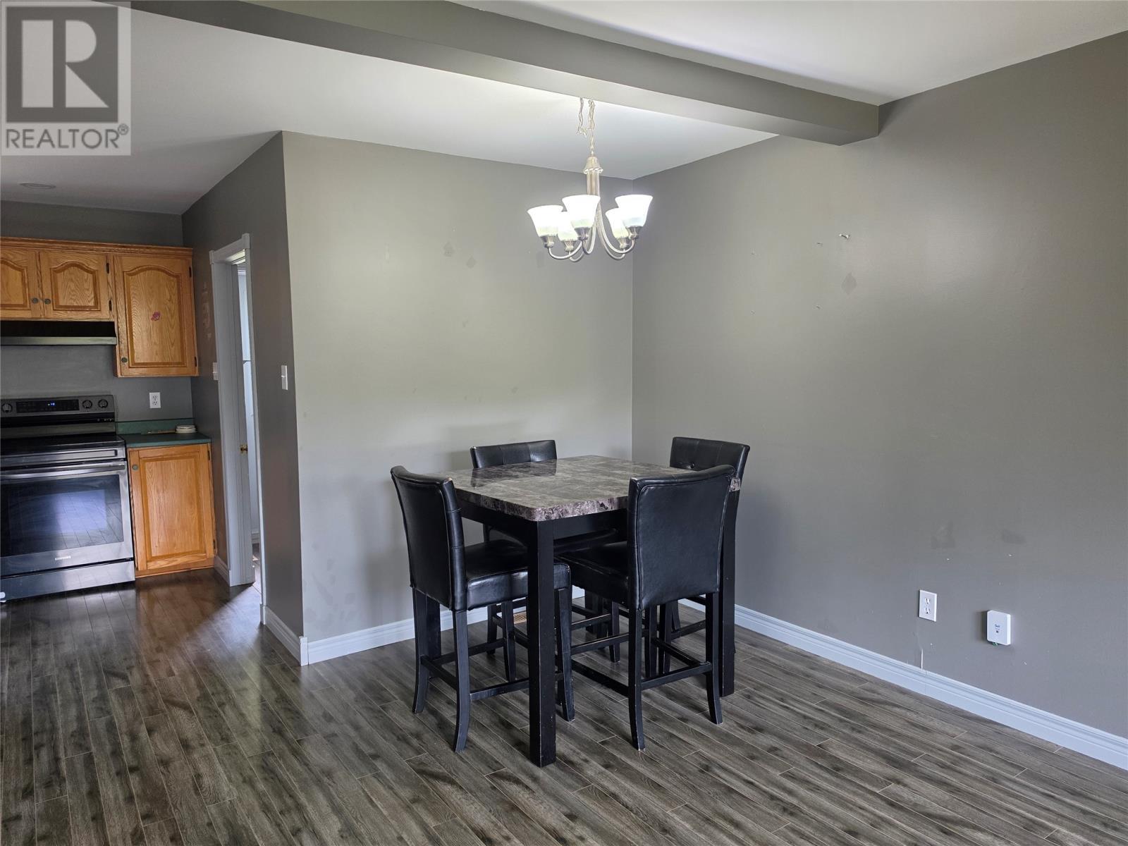 325 Main Street, Milltown, NL