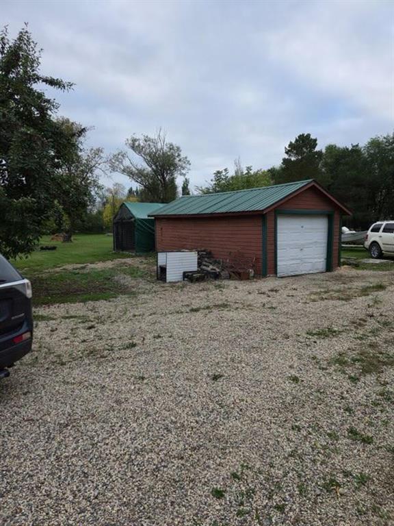 202 River Road, Swan River, MB