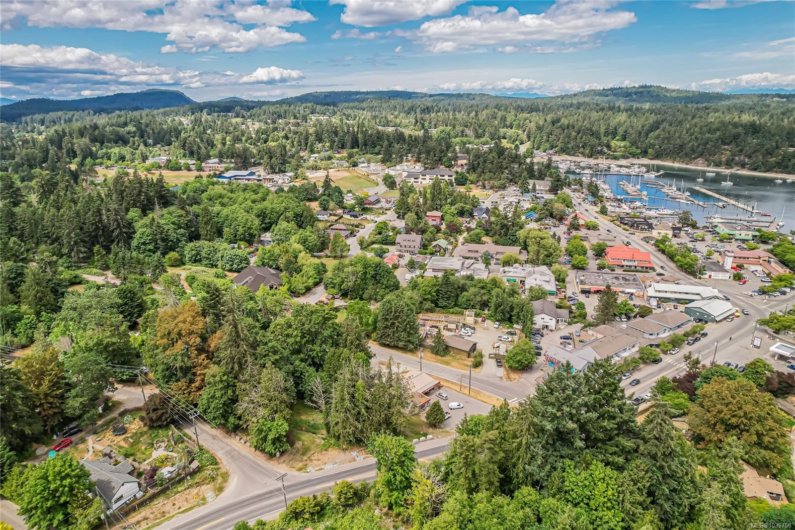 2 Drake Rd, Salt Spring, BC