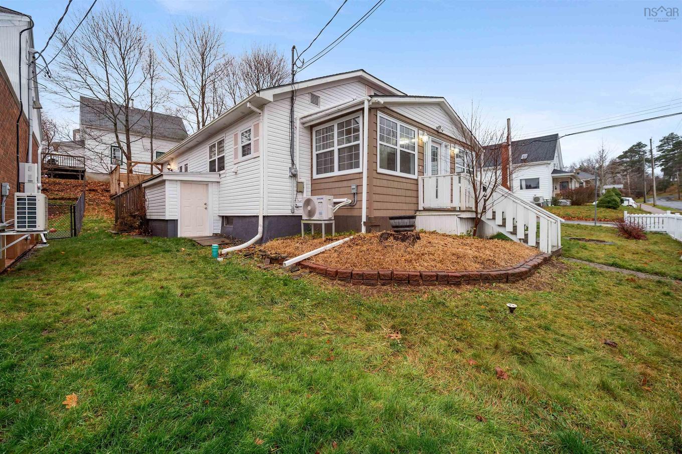 140 Maple Avenue, New Glasgow, NS