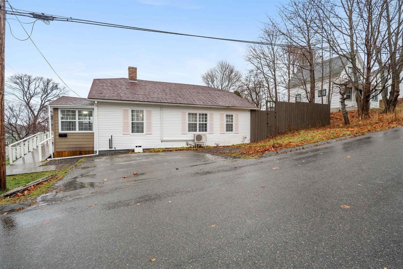 140 Maple Avenue, New Glasgow, NS