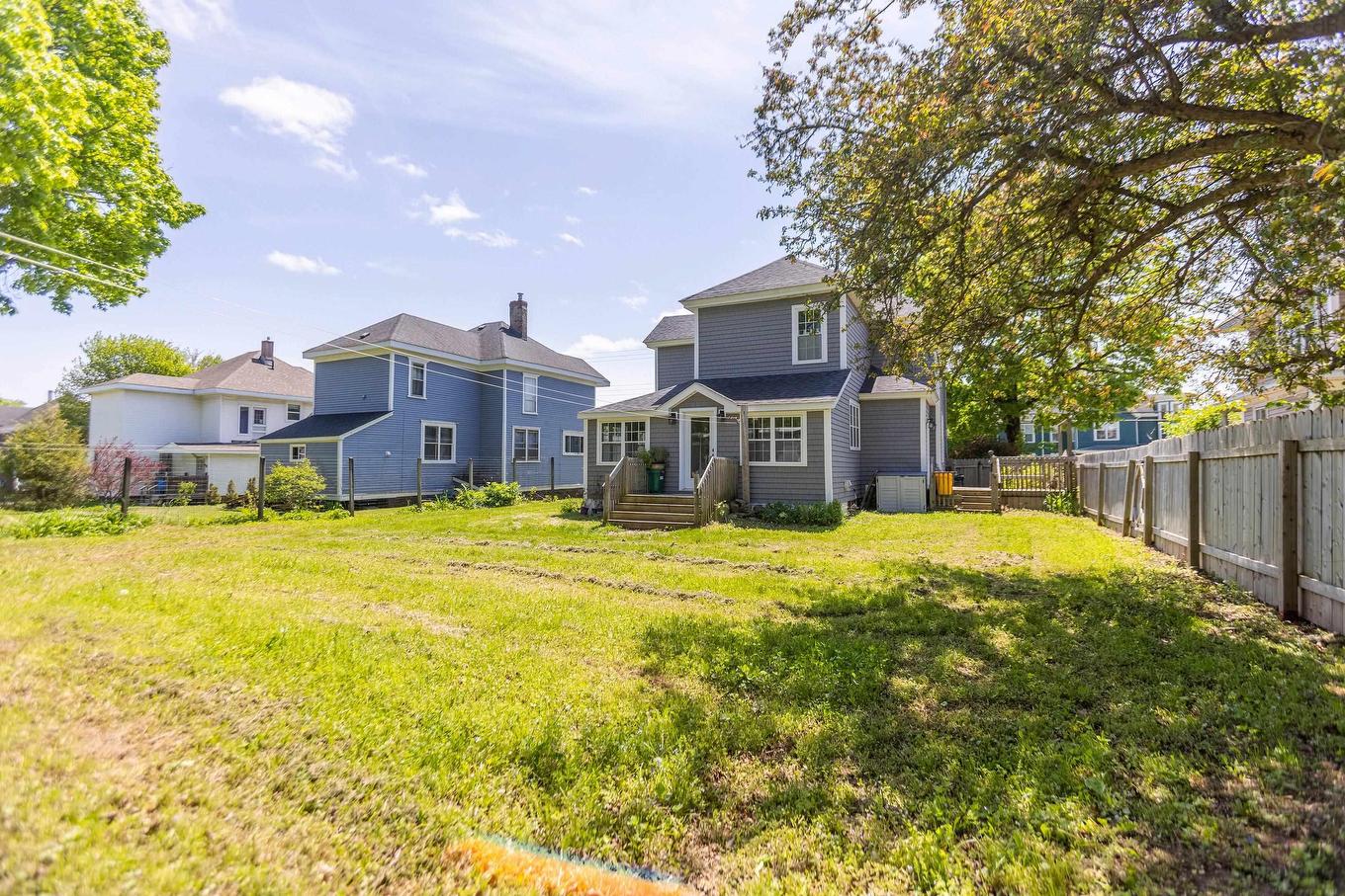 124 Church Street, Amherst, NS
