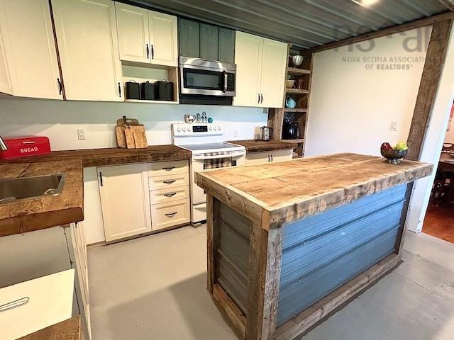 7729 Highway 321, Roslin, NS - Indoor