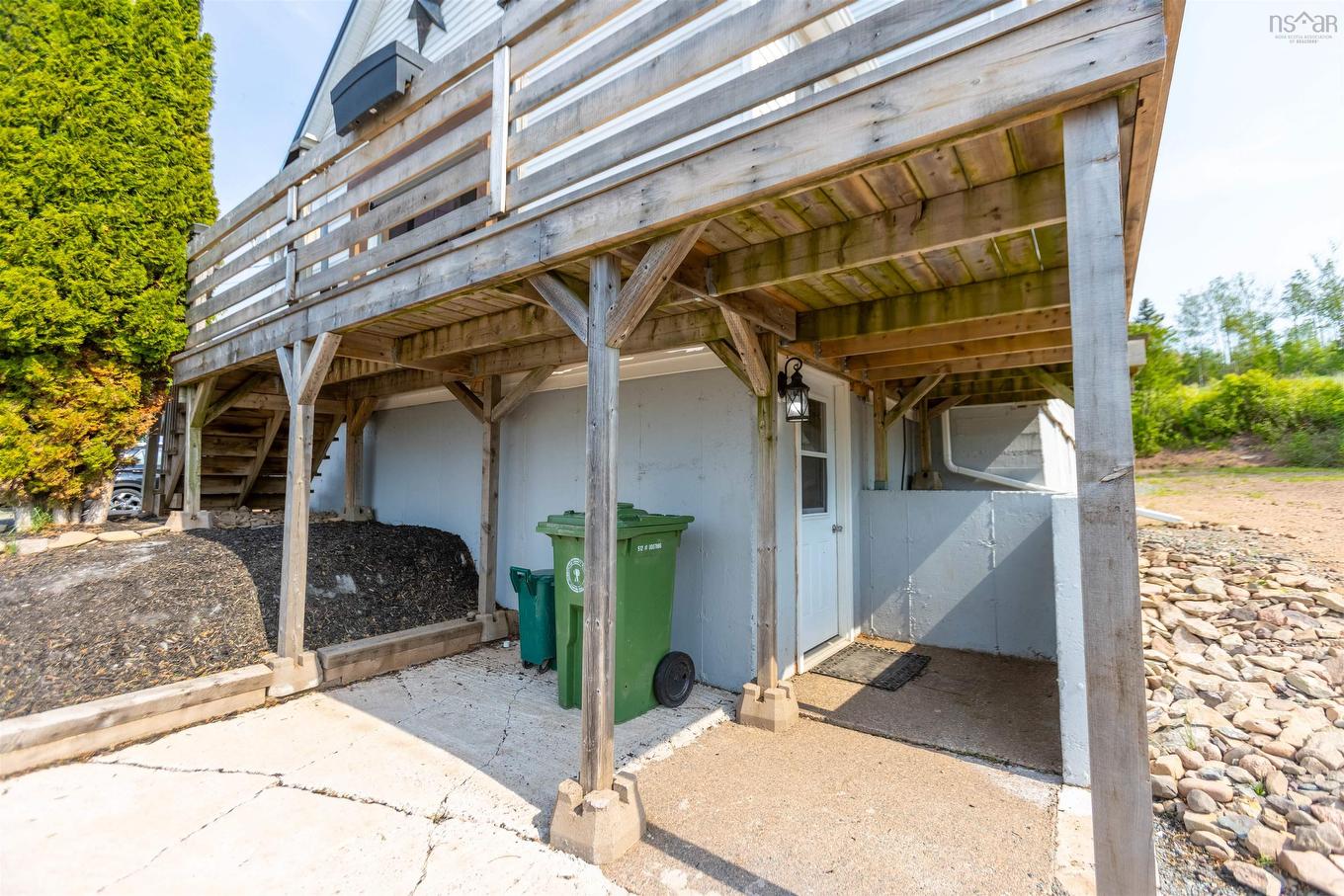 10563 Highway 2, Mapleton, NS