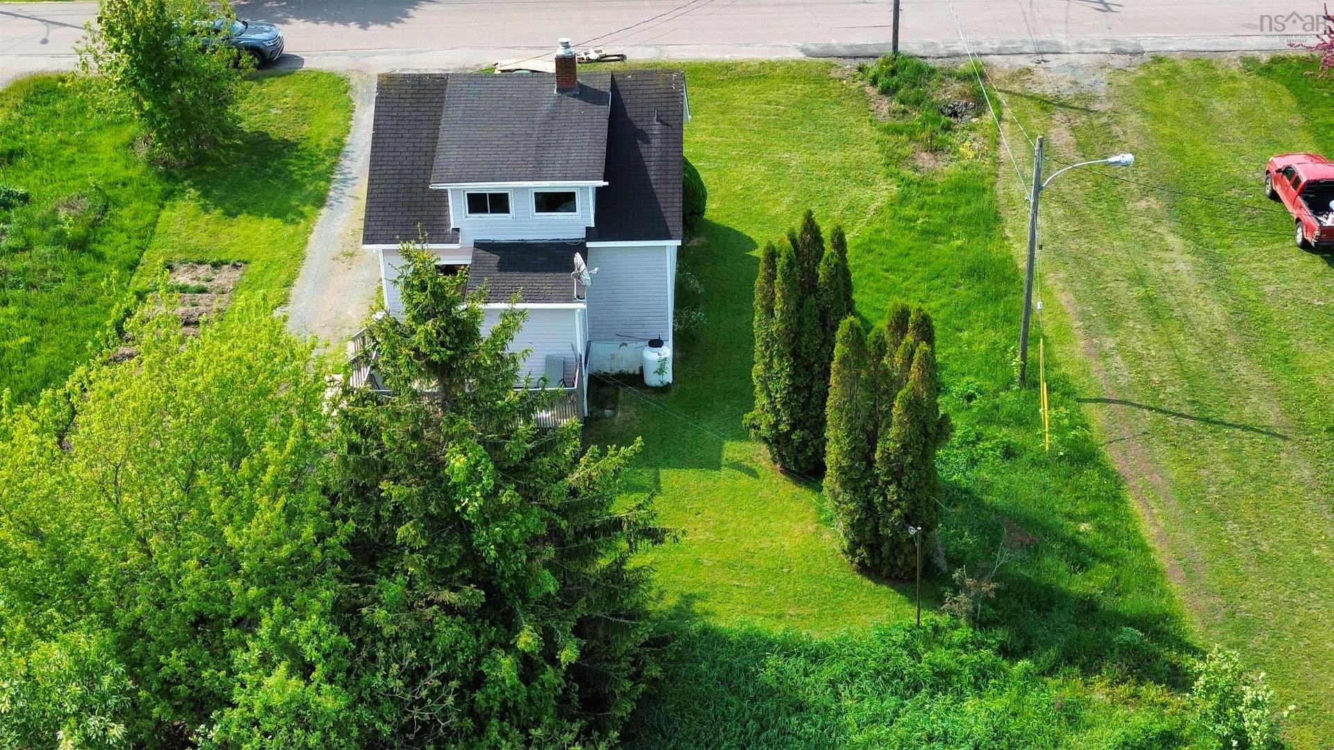 40 Maple Street, Springhill, NS