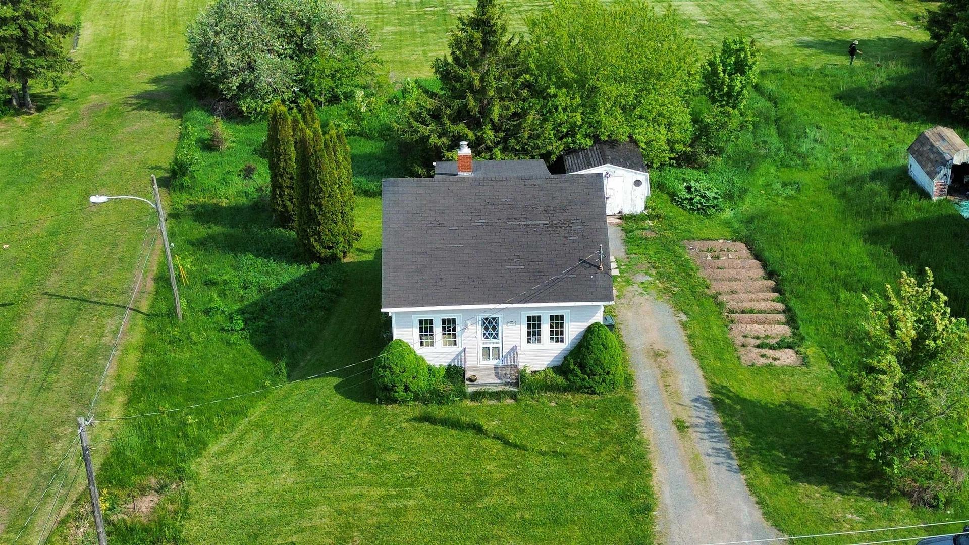 40 Maple Street, Springhill, NS