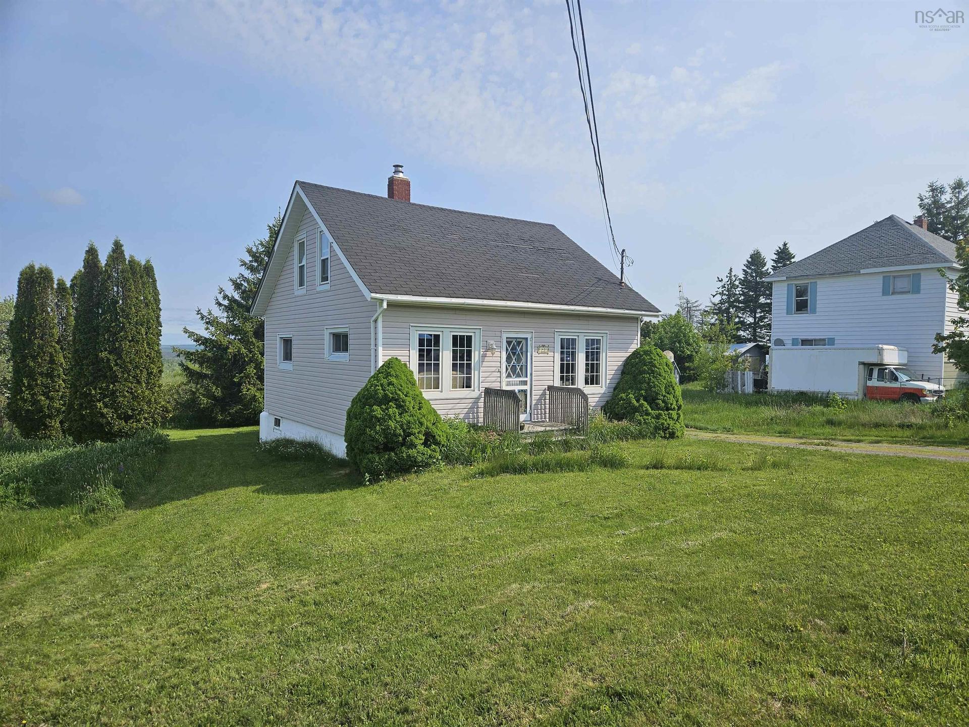 40 Maple Street, Springhill, NS