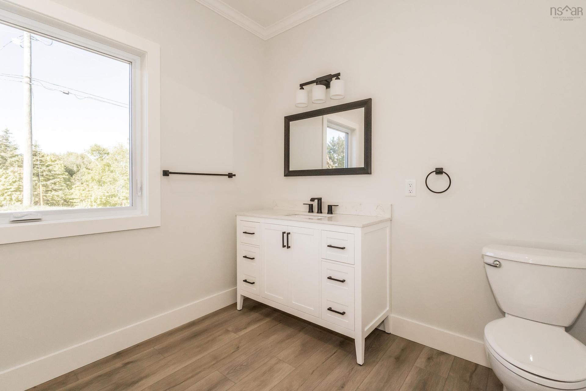 41 Colonial Arms Drive, Deep Brook, NS