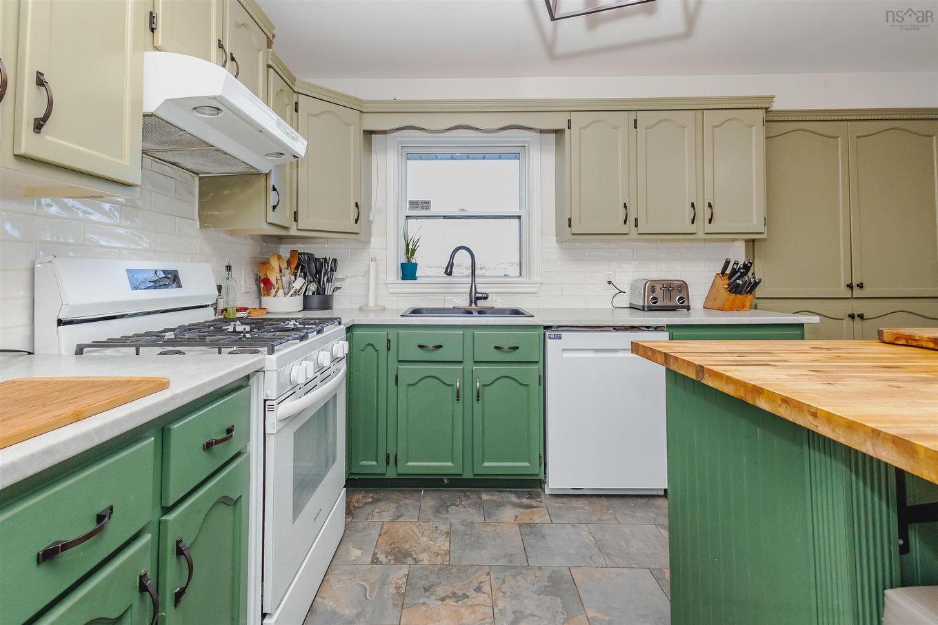 99 Hillcrest Drive, Coxheath, NS