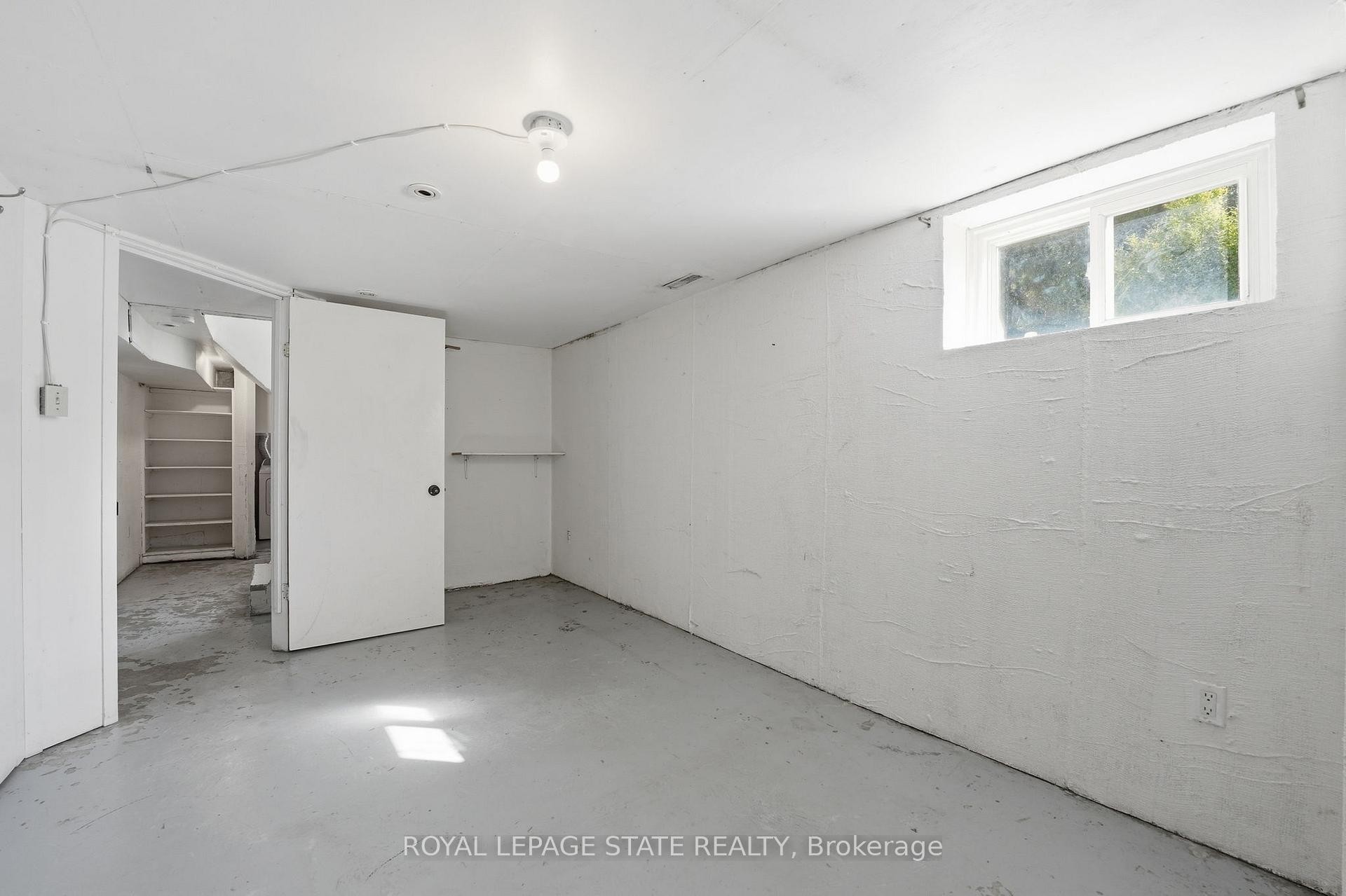 352 Parkside Drive, Hamilton, ON