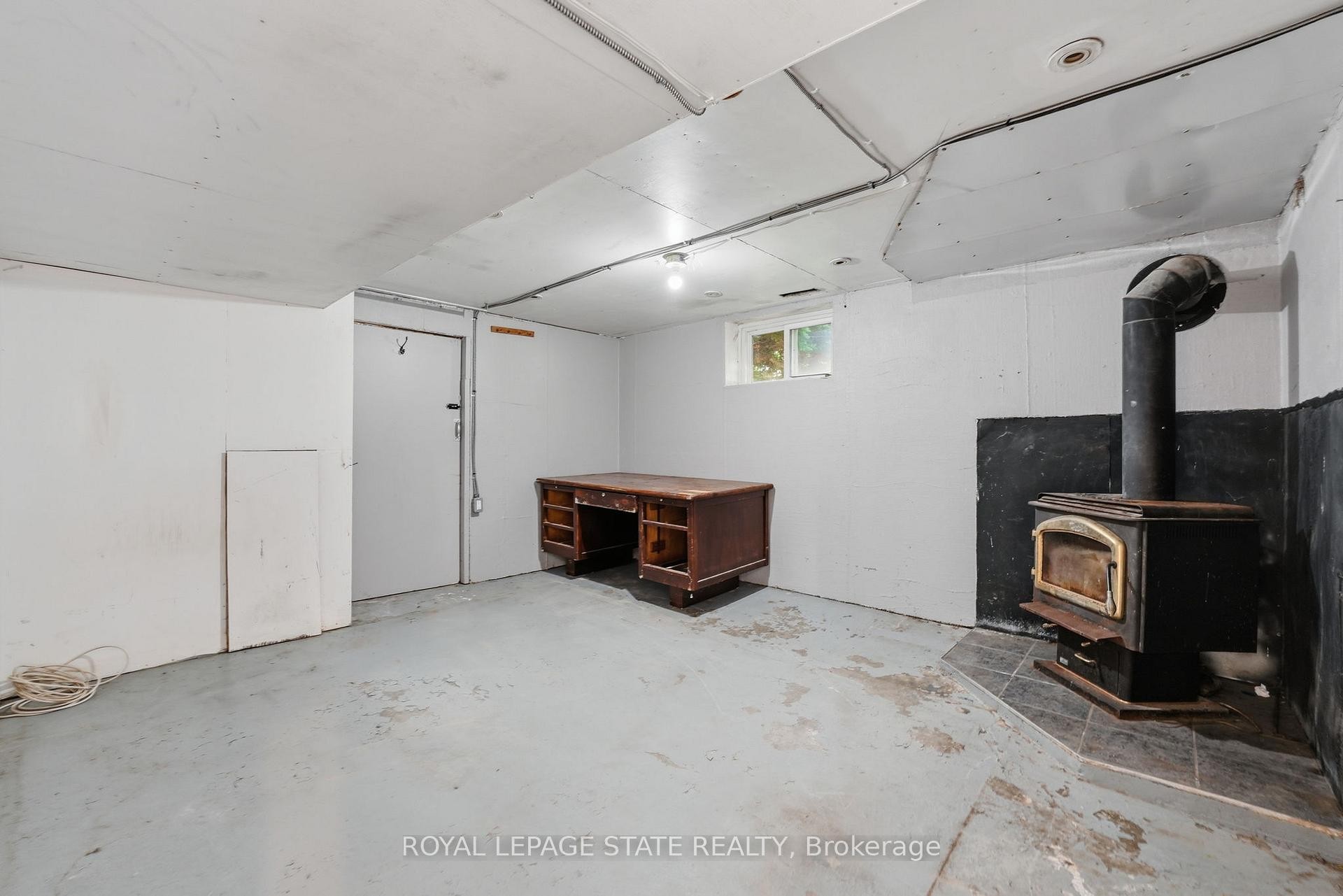 352 Parkside Drive, Hamilton, ON