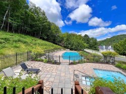 Pool -