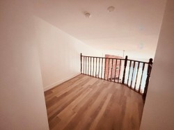 Mezzanine -
