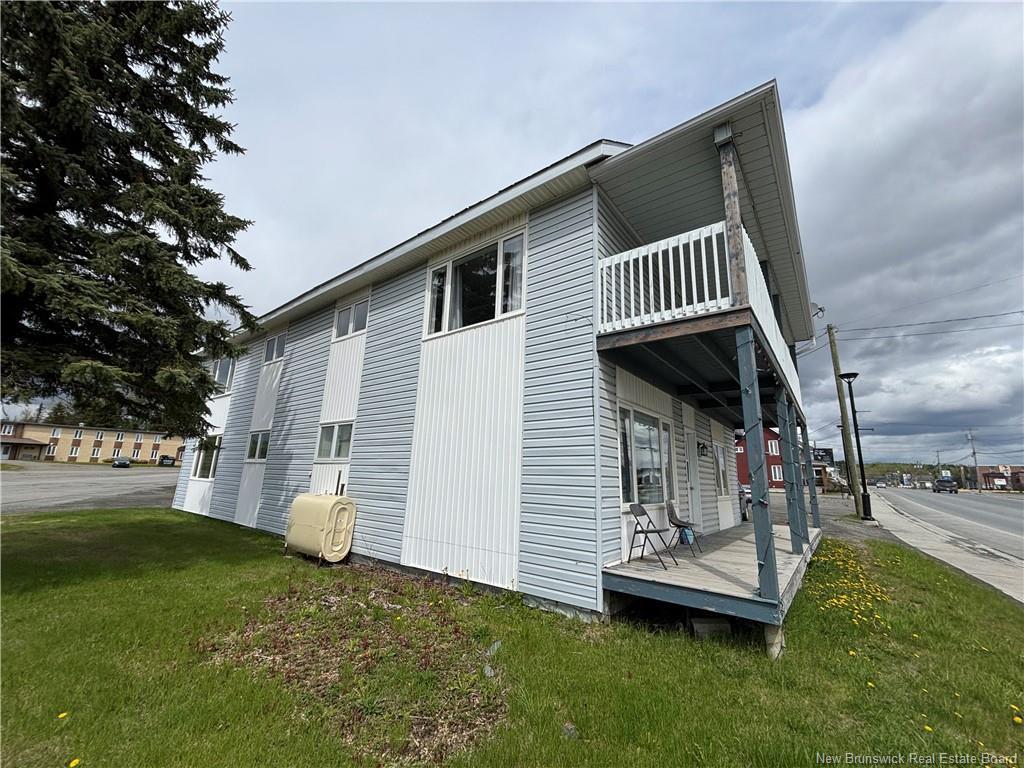 76 Notre Dame, Kedgwick, NB - Outdoor