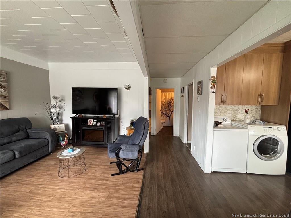 76 Notre Dame, Kedgwick, NB - Indoor Photo Showing Laundry Room