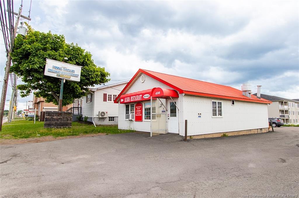 498 Champlain St, Dieppe, NB