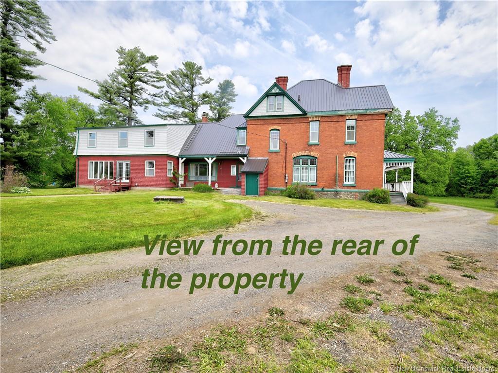 8 Thatch Rd, Lincoln, NB