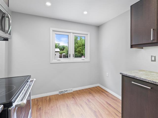 21 Sadler Ave, Winnipeg, MB