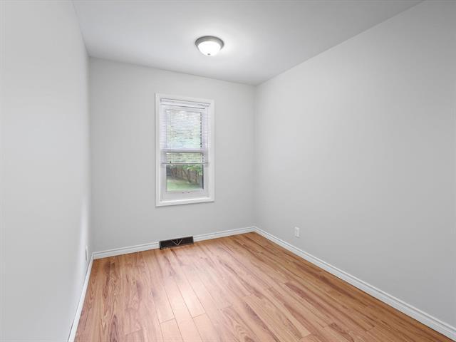 21 Sadler Ave, Winnipeg, MB