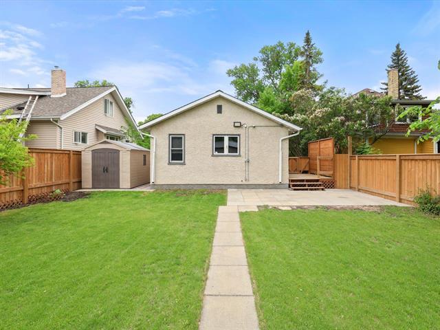 21 Sadler Ave, Winnipeg, MB