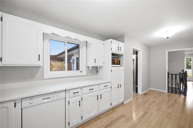 222 First St, Landmark, MB - Indoor Photo Showing Other Room