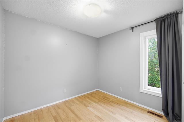 222 First St, Landmark, MB - Indoor Photo Showing Other Room