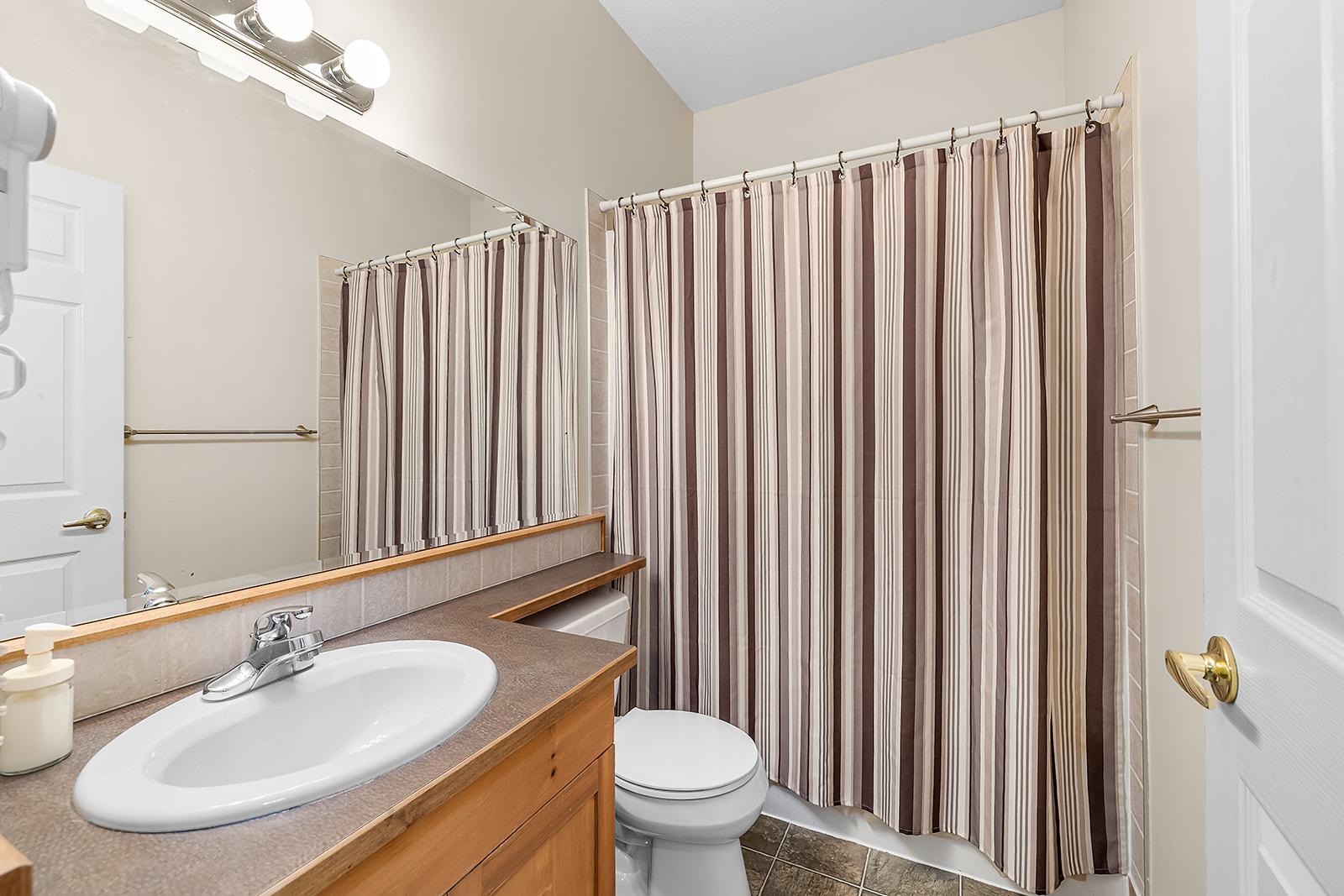 205-300 Stemwinder Drive, Kimberley, BC
