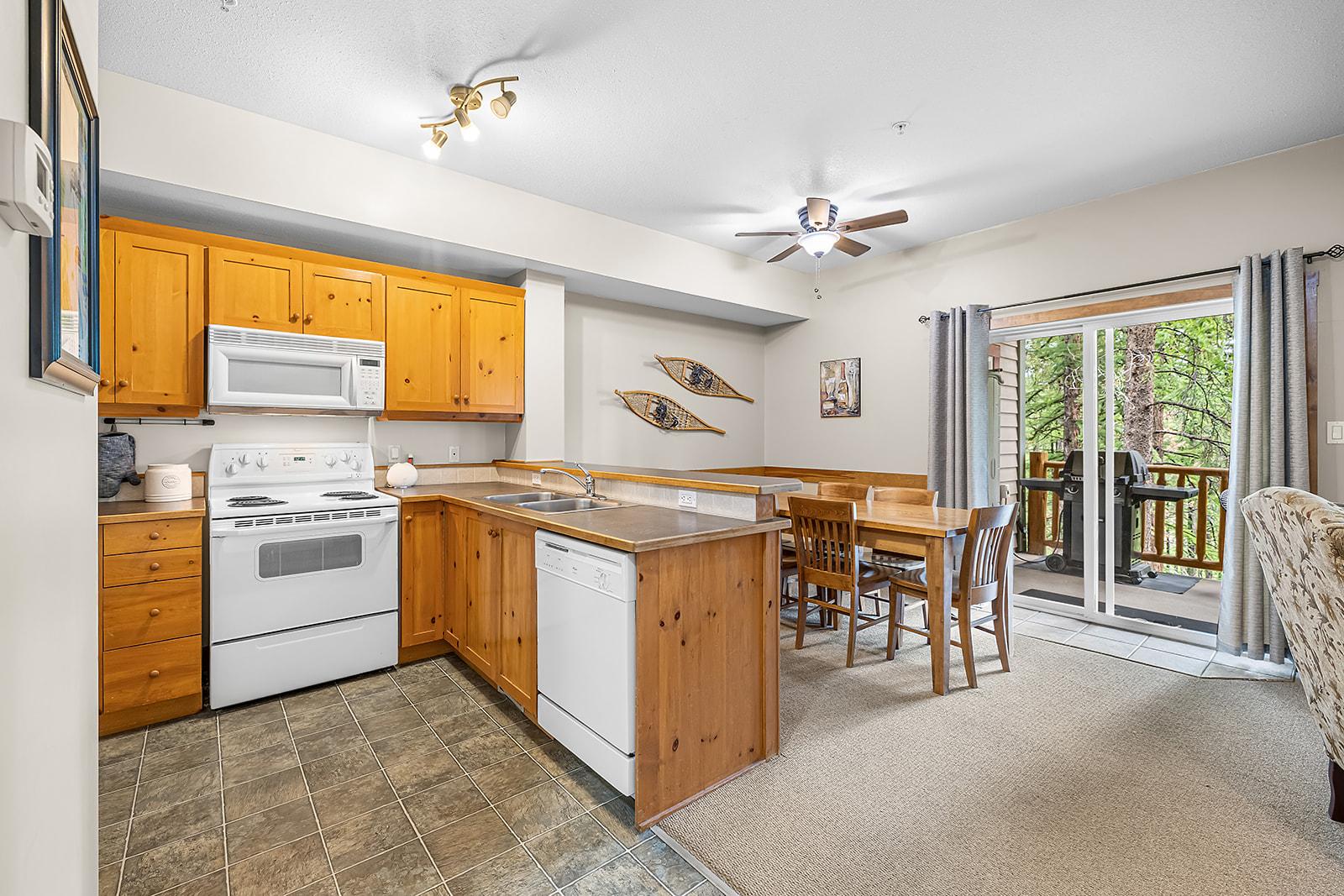 205-300 Stemwinder Drive, Kimberley, BC