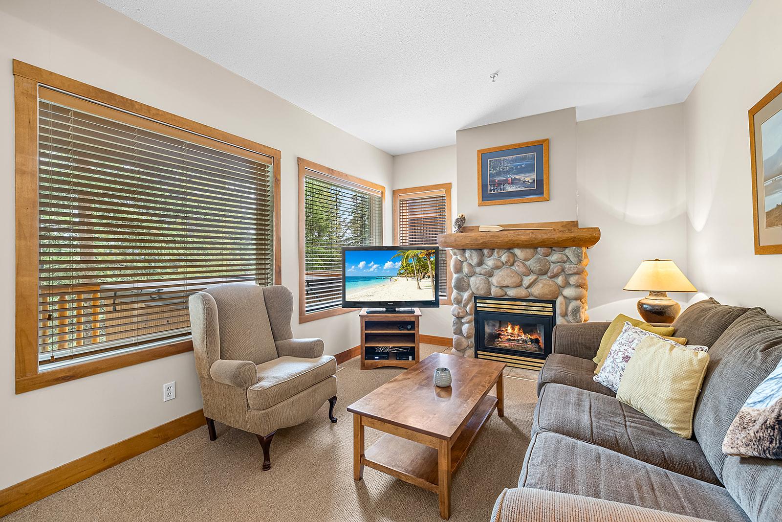 205-300 Stemwinder Drive, Kimberley, BC