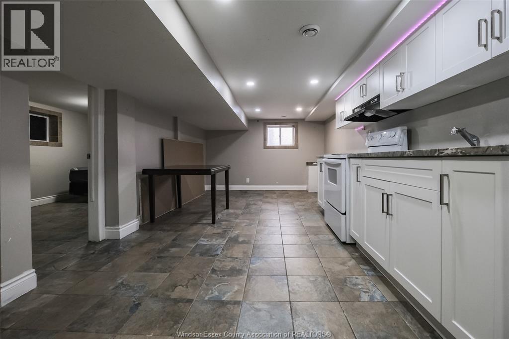 1585 Pelissier, Windsor, ON