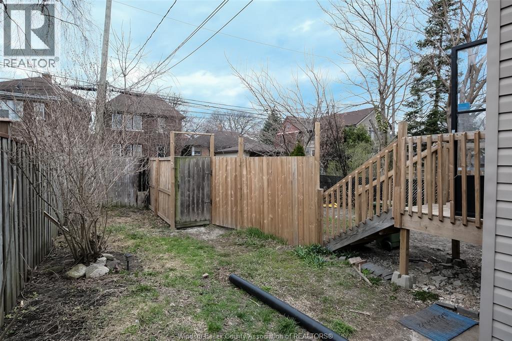 1585 Pelissier, Windsor, ON