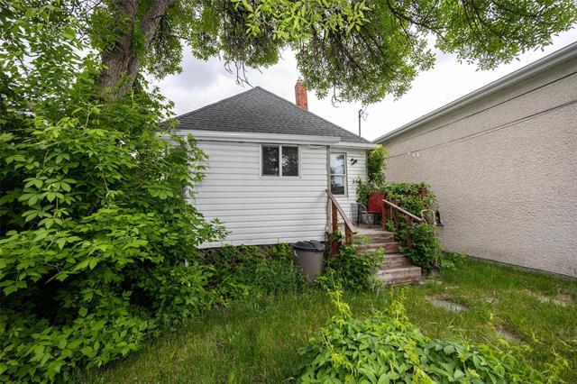 354 King Edward St, Winnipeg, MB
