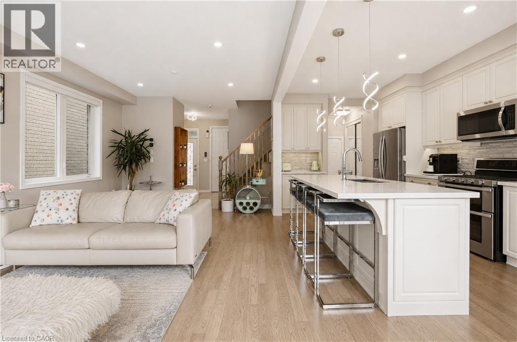 44 Stillwater Crescent, Waterdown, ON - Indoor