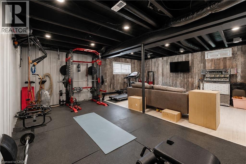 44 Stillwater Crescent, Waterdown, ON - Indoor Photo Showing Basement