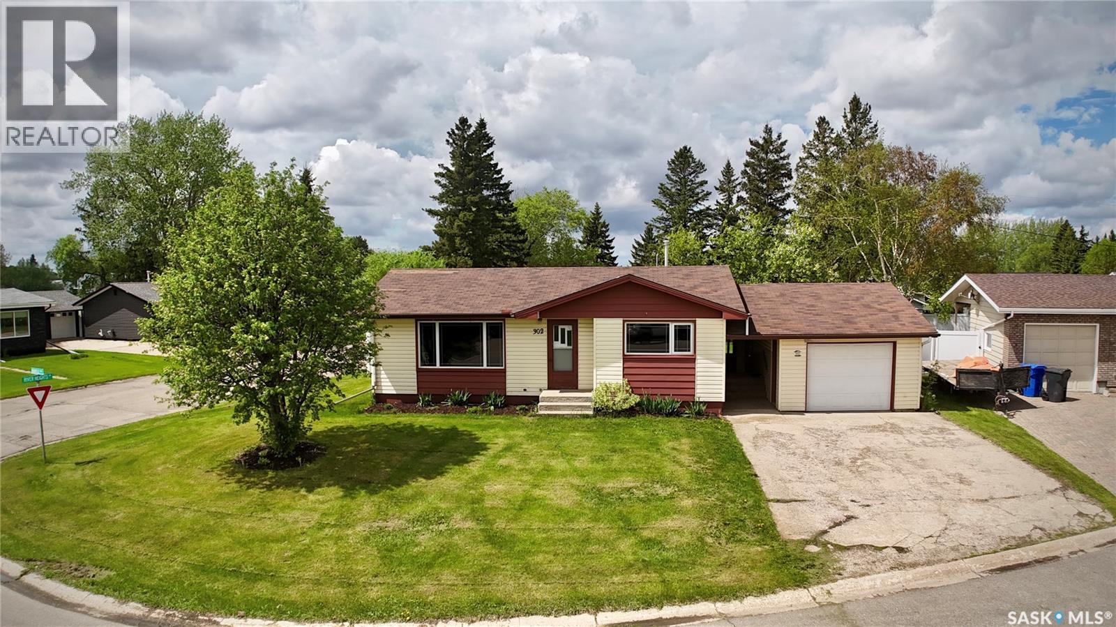 302 Maple Bay, Langenburg, SK