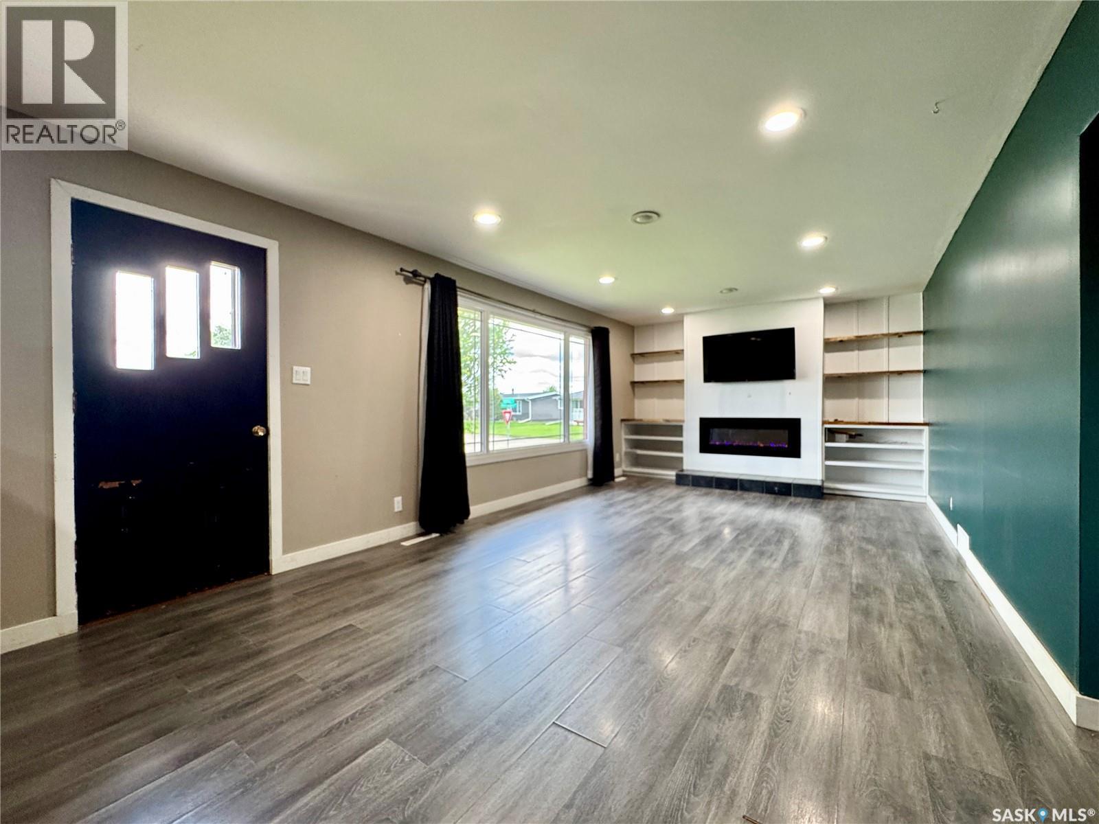 302 Maple Bay, Langenburg, SK