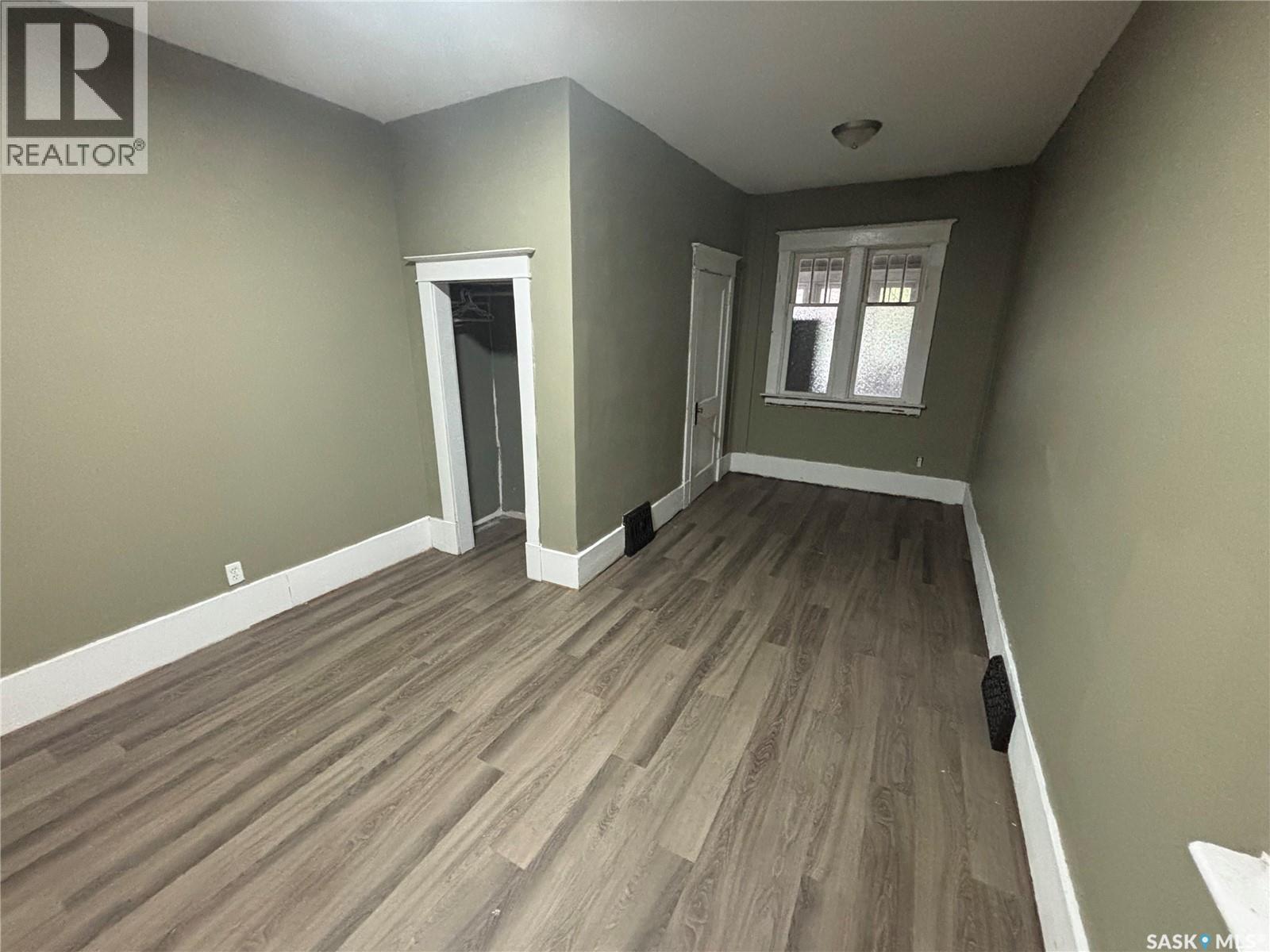 822 10Th Street E, Saskatoon, SK