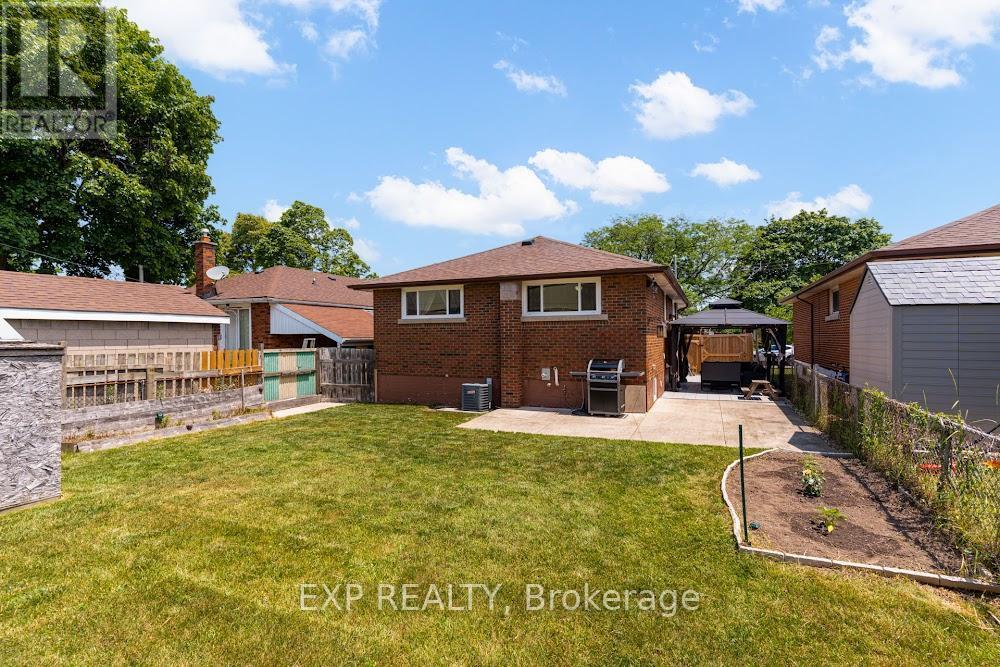42 Terrace Drive, Hamilton, ON