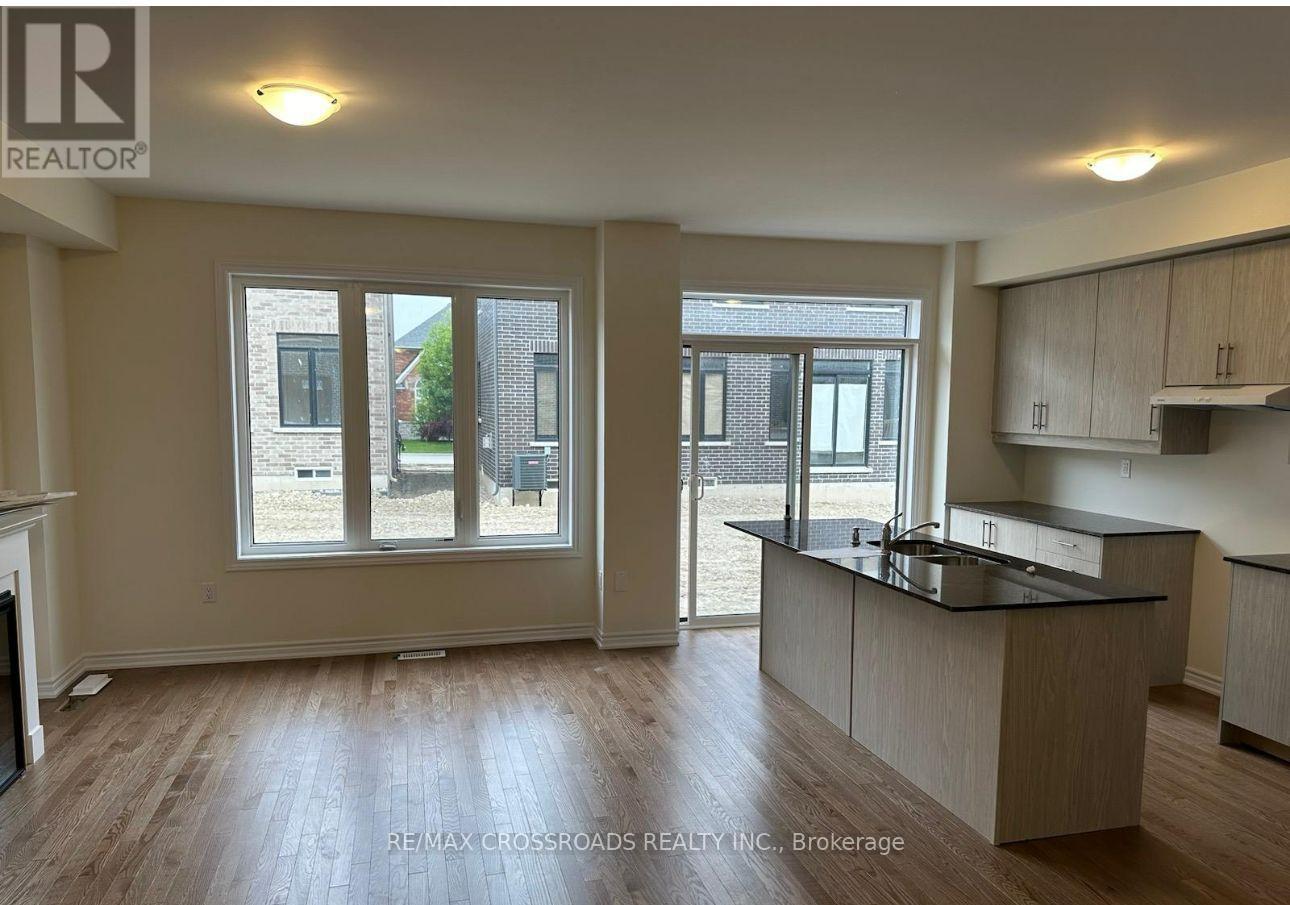 22 Blick Crescent, Aurora, ON