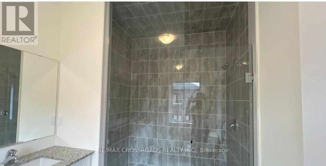 22 Blick Crescent, Aurora, ON