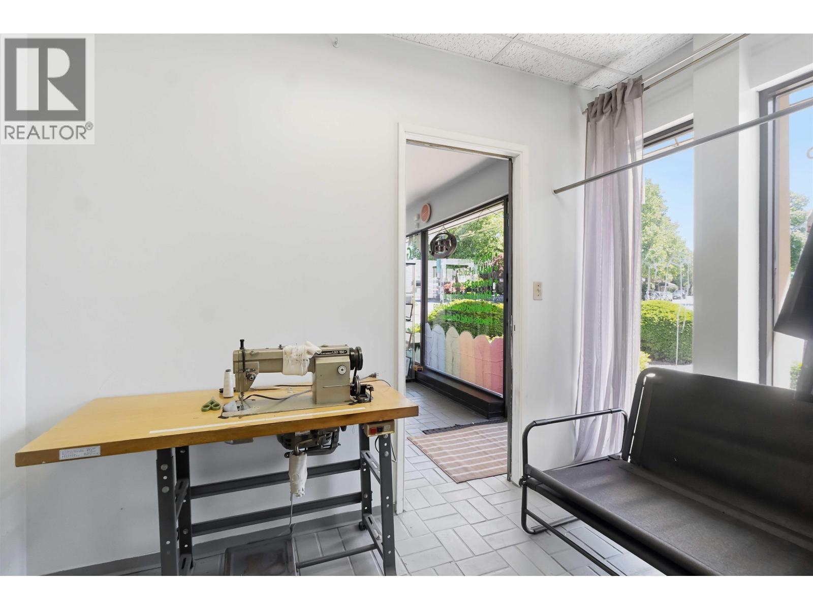 5109 Kingsway, Burnaby, BC