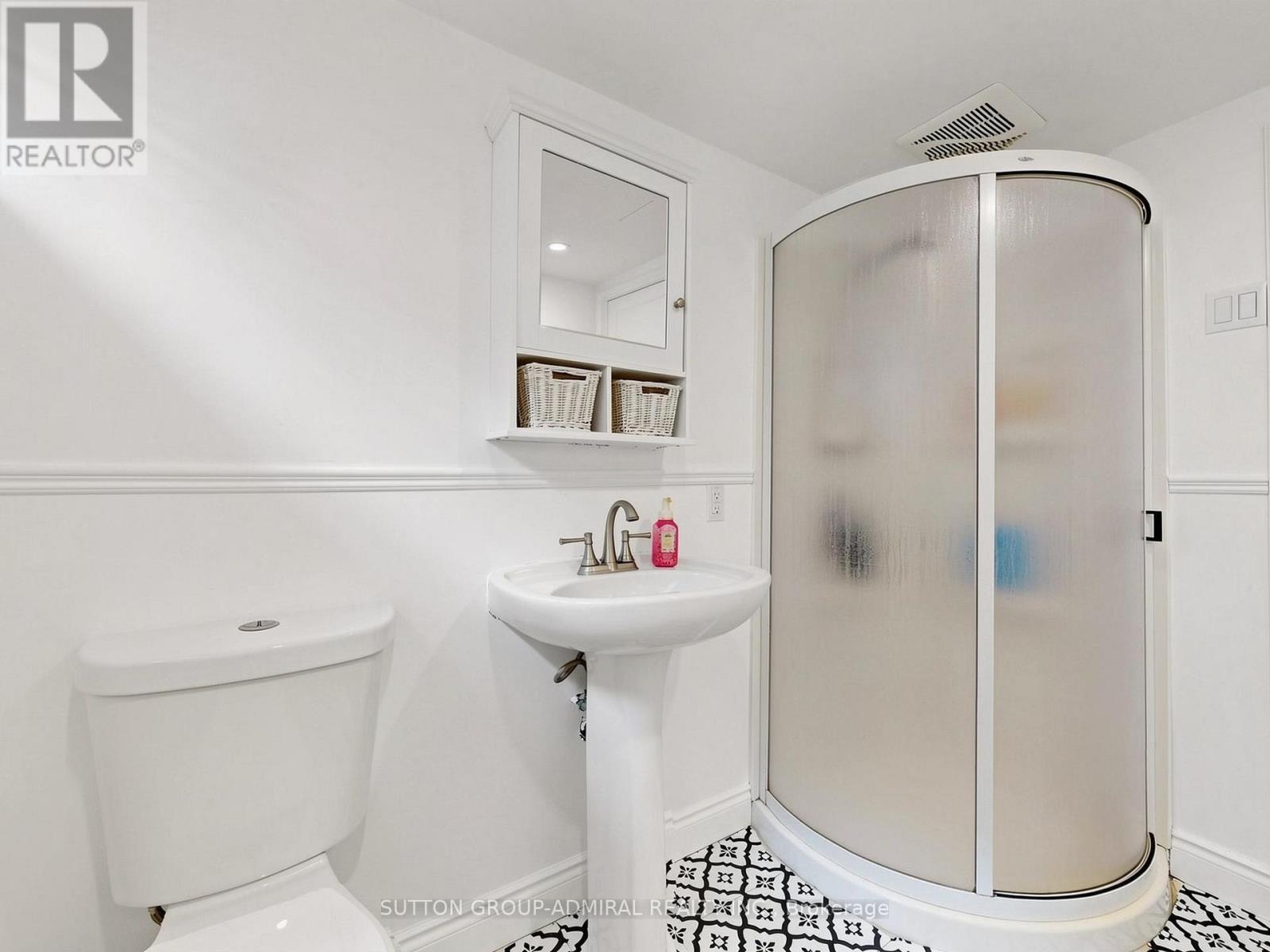 1864 Hindhead Road, Mississauga, ON