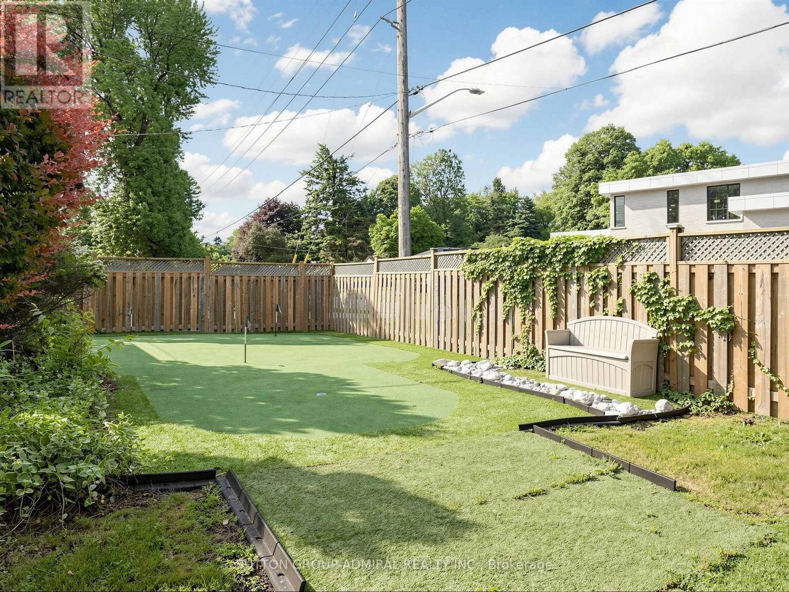 1864 Hindhead Road, Mississauga, ON