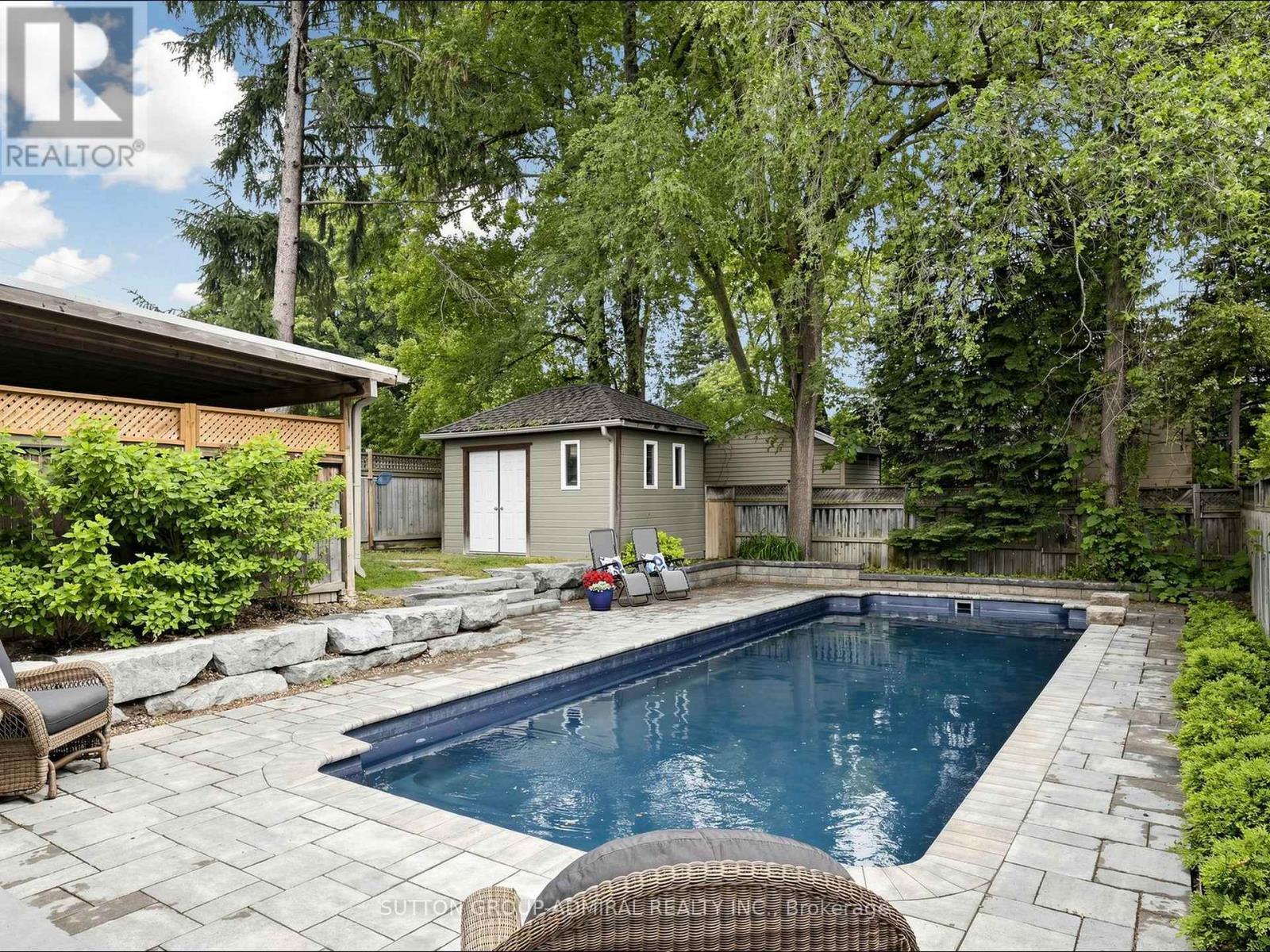 1864 Hindhead Road, Mississauga, ON