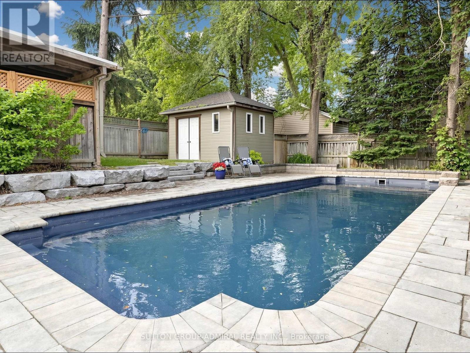 1864 Hindhead Road, Mississauga, ON