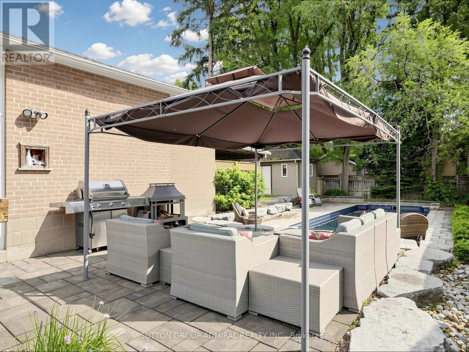 1864 Hindhead Road, Mississauga, ON