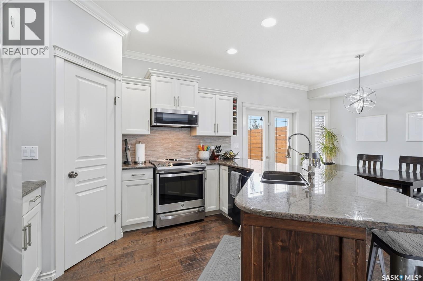 1031 Carr Crescent, Saskatoon, SK